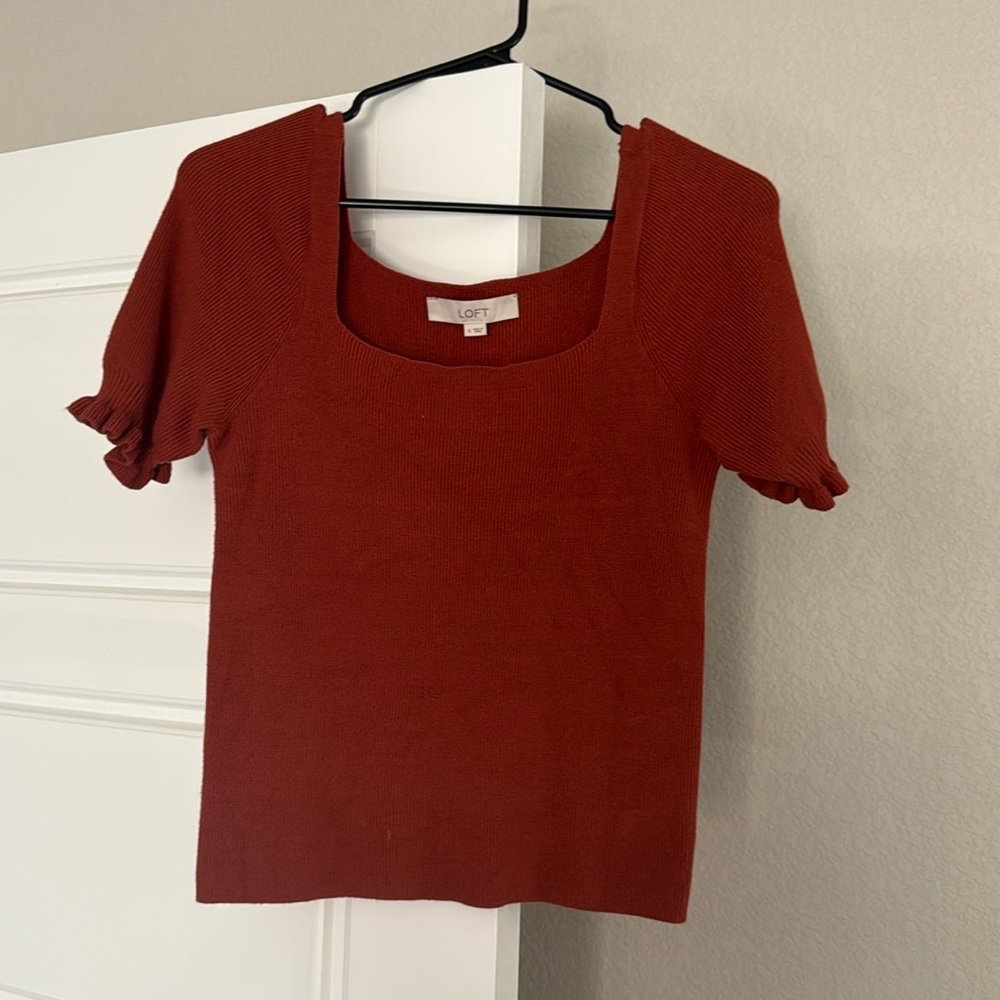 Loft square neck knit top with ruffle sleeves size S rust